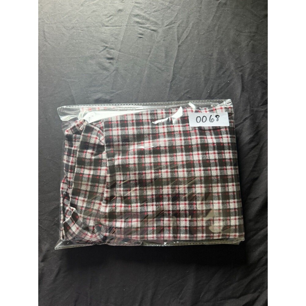 Ann Taylor Womens Plaid Top M Mock Neck Long Sleeve Red Black Holiday Preppy - Picture 6 of 6